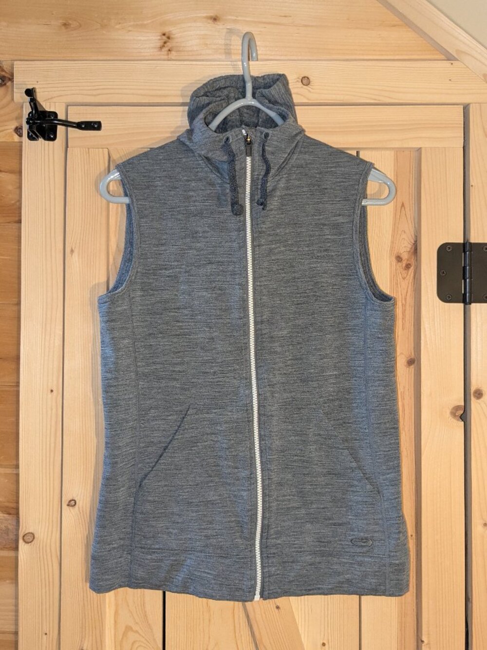 Icebreaker Dia Fleece Merino Wool Hooded Vest Sleeveless Full Zip Med Layer Hike